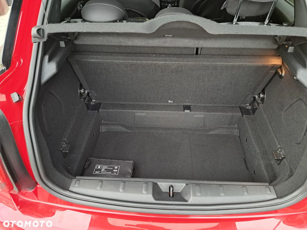 MINI Cooper Classic Trim - 16