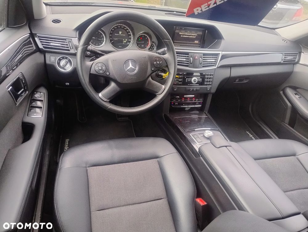 Mercedes-Benz Klasa E 350 CDI DPF BlueEFFICIENCY 7G-TRONIC Avantgarde - 12