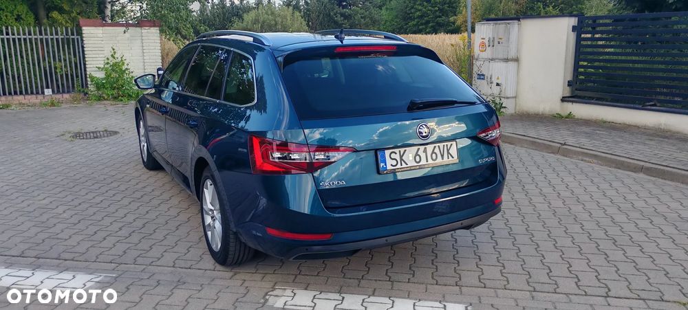 Skoda Superb Combi 1.6 TDI DSG Style - 5