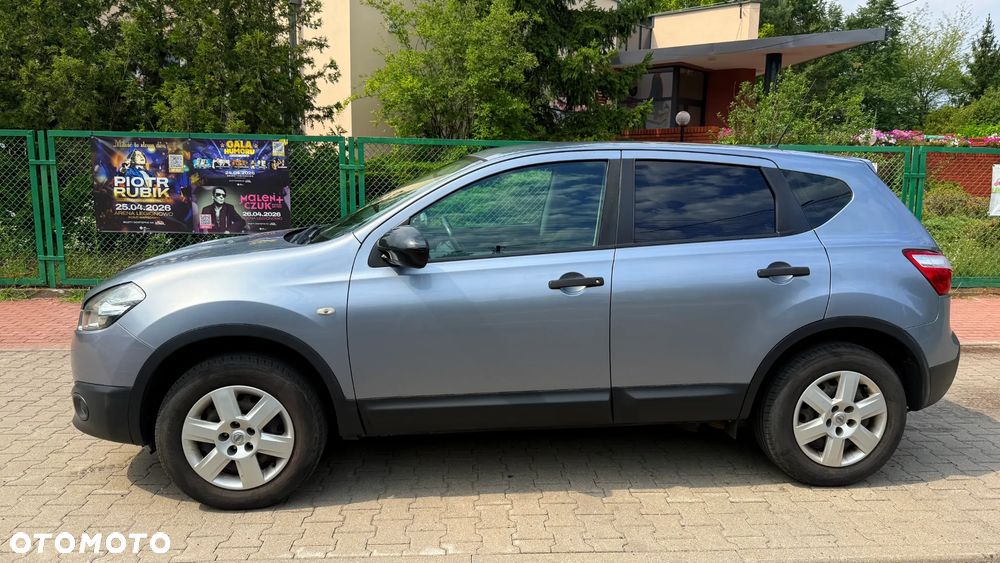 Nissan Qashqai - 1