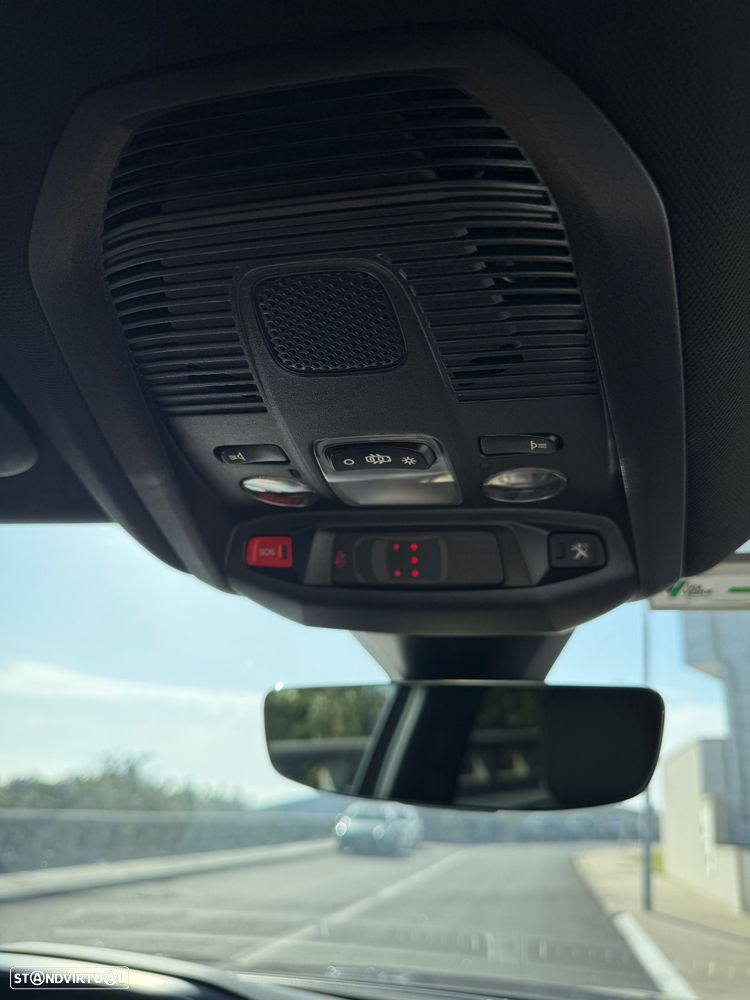 Peugeot 3008 1.6 Hybrid GT Pack e-EAT8 - 11