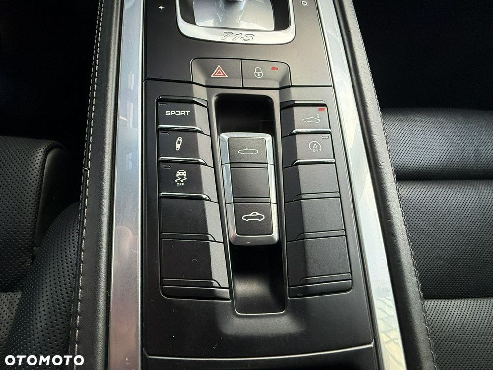 Porsche 718 Boxster PDK - 37