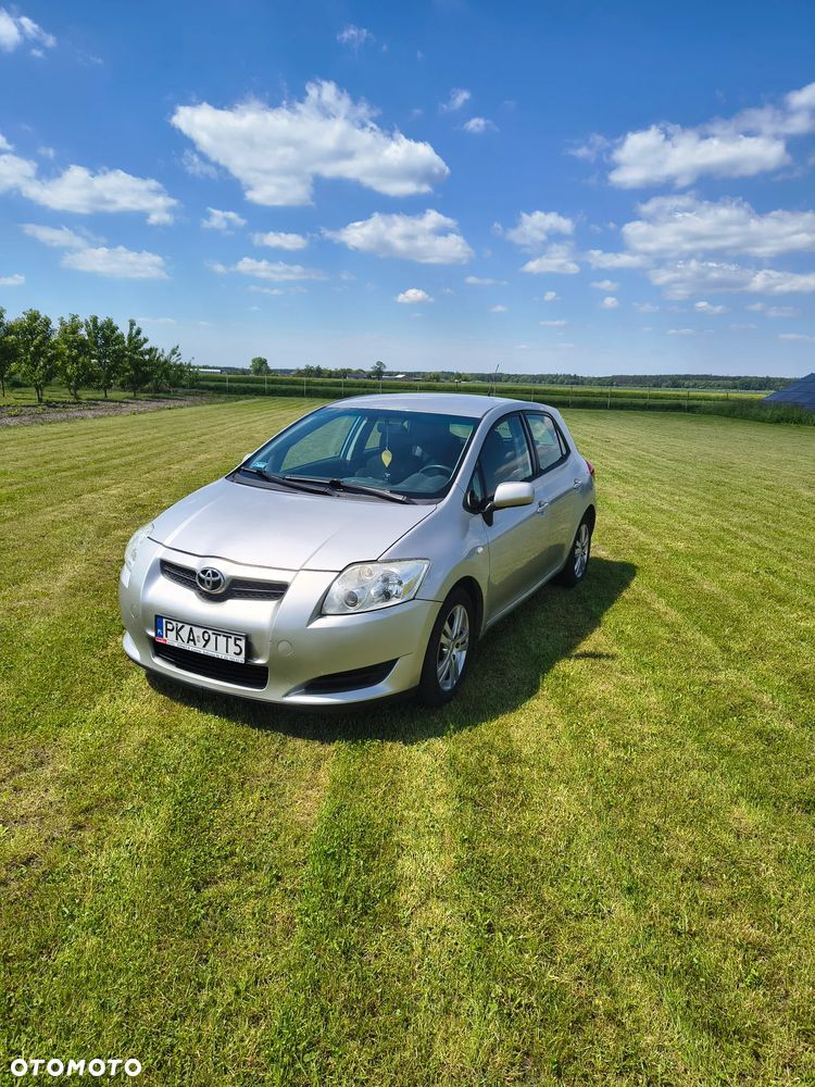Toyota Auris 1.6 VVT-i Luna - 1