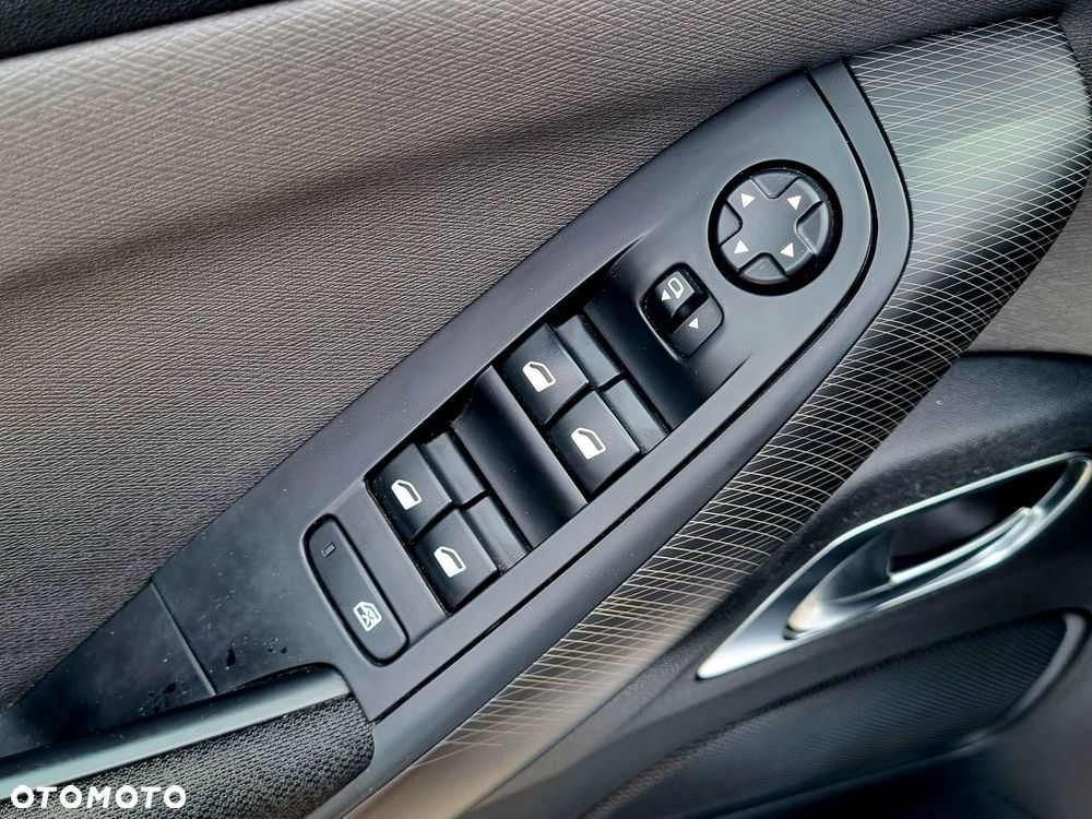 Citroën C4 Picasso e-HDi 115 Exclusive - 17
