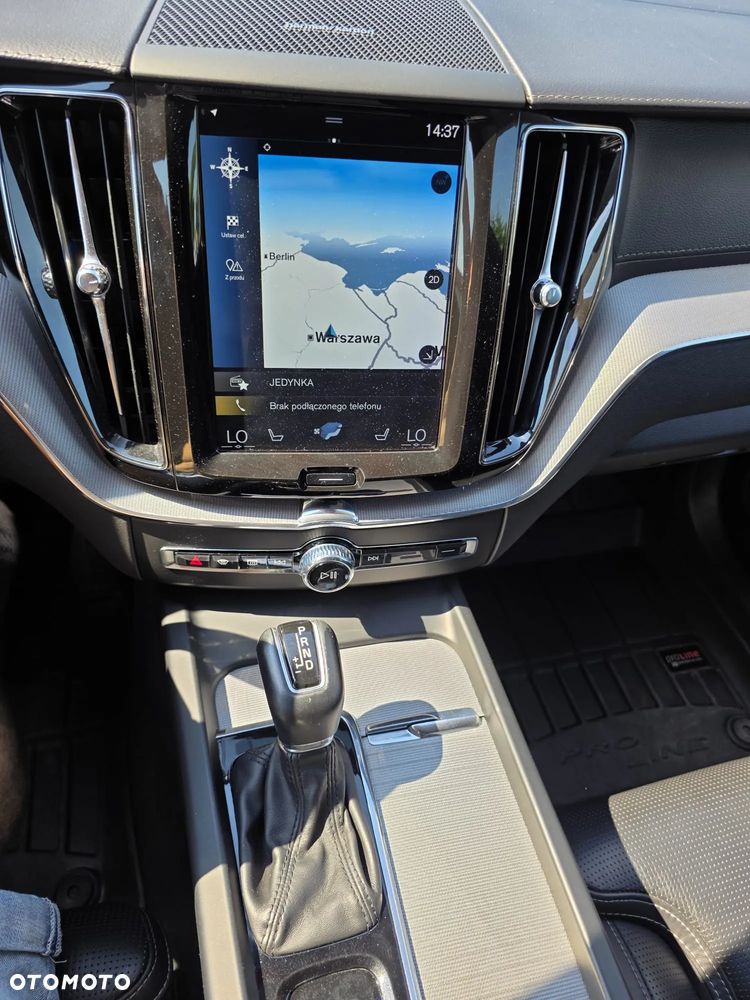 Volvo XC 60 B5 B AWD Inscription - 23