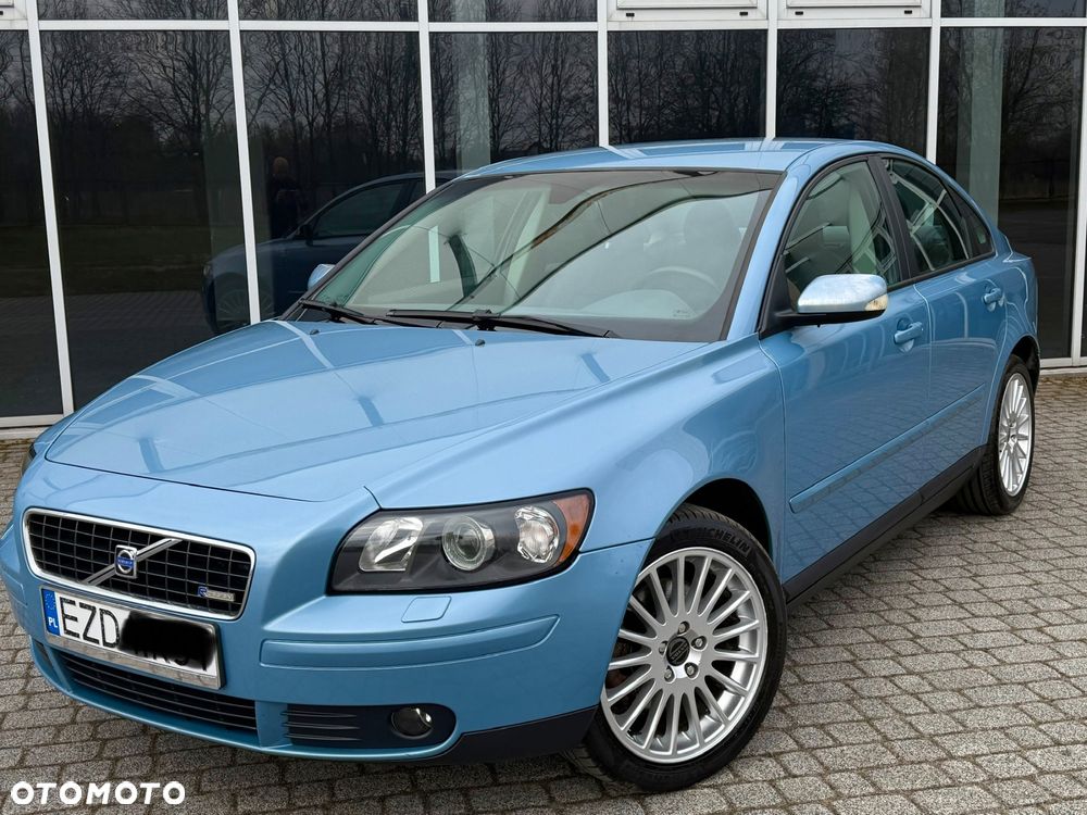 Volvo S40 2.4 - 32