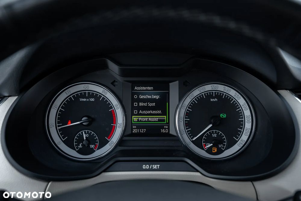 Skoda Octavia 2.0 TSI DSG 4x4 Sportline - 33