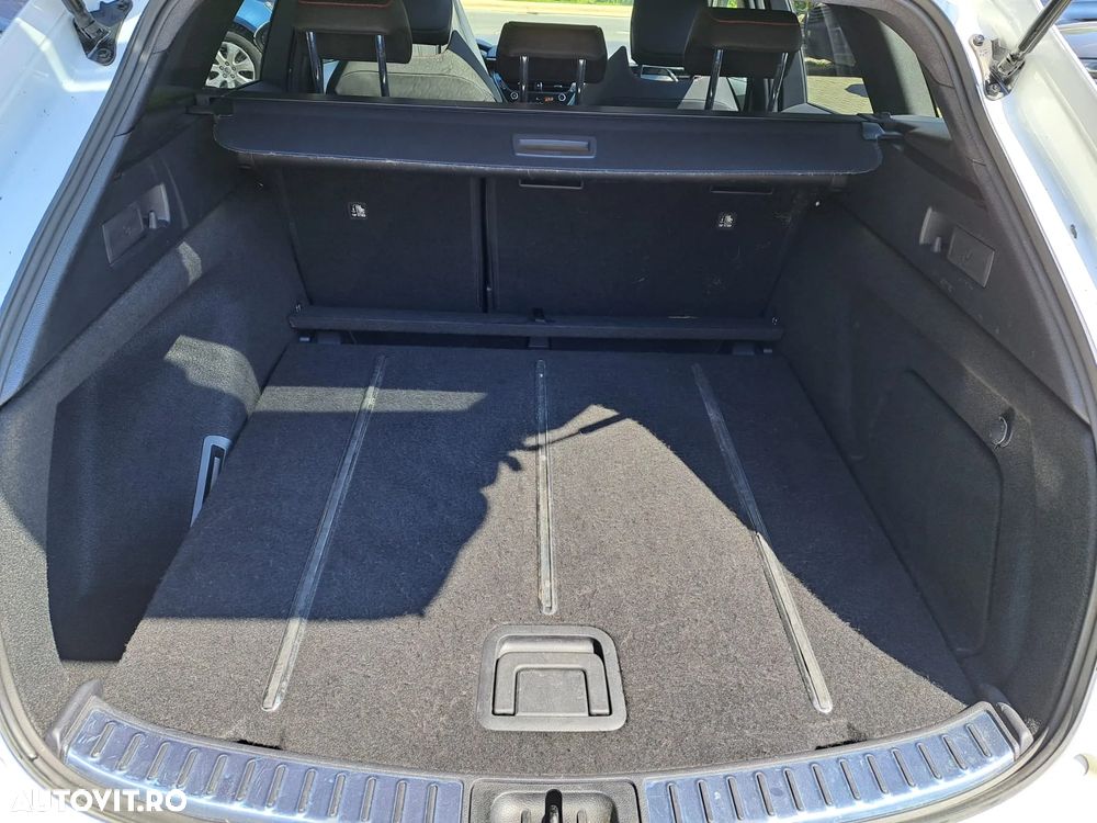 Toyota Corolla 2.0 HSD Dynamic interior Negru - 26