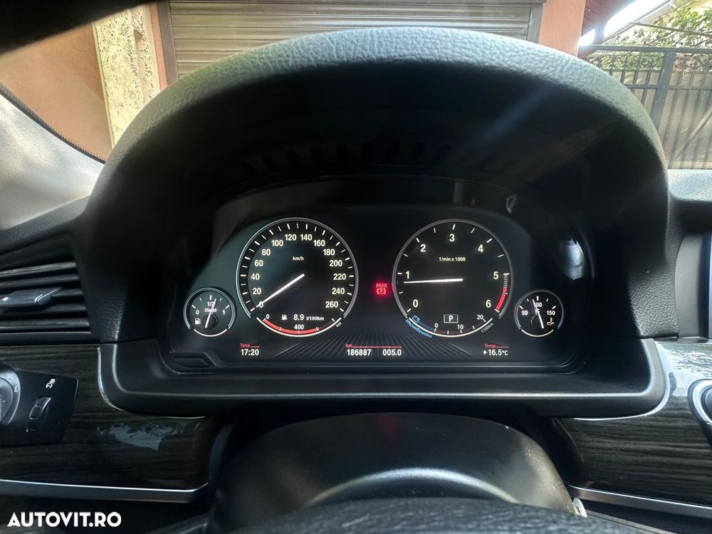 BMW Seria 5 520d AT - 22