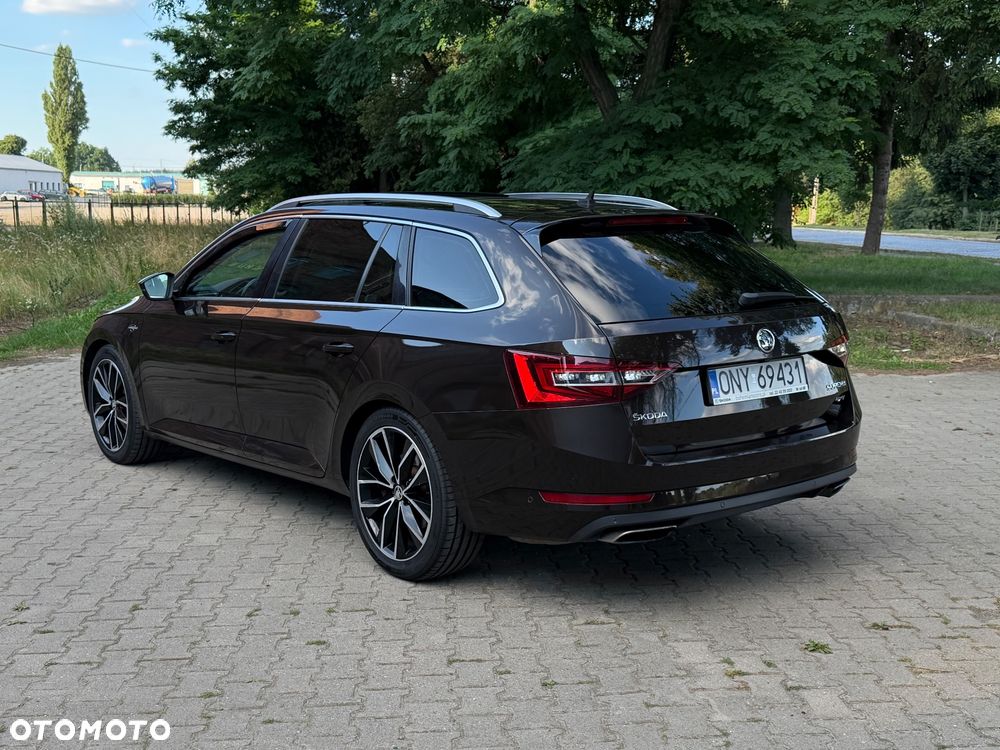 Skoda Superb 2.0 TSI 4x4 L&K DSG - 2