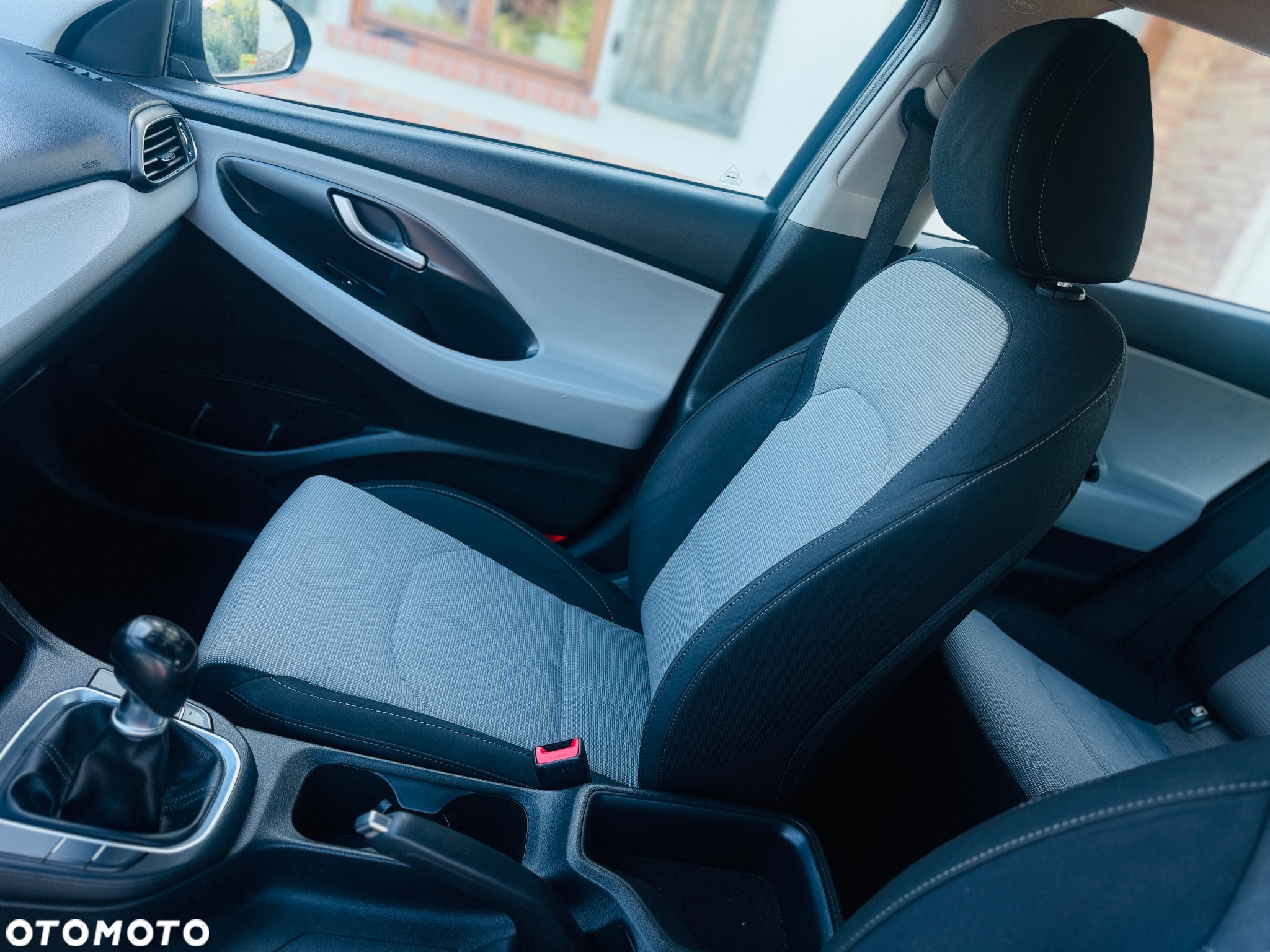 Hyundai i30 1.4 Premiere Comfort - 6