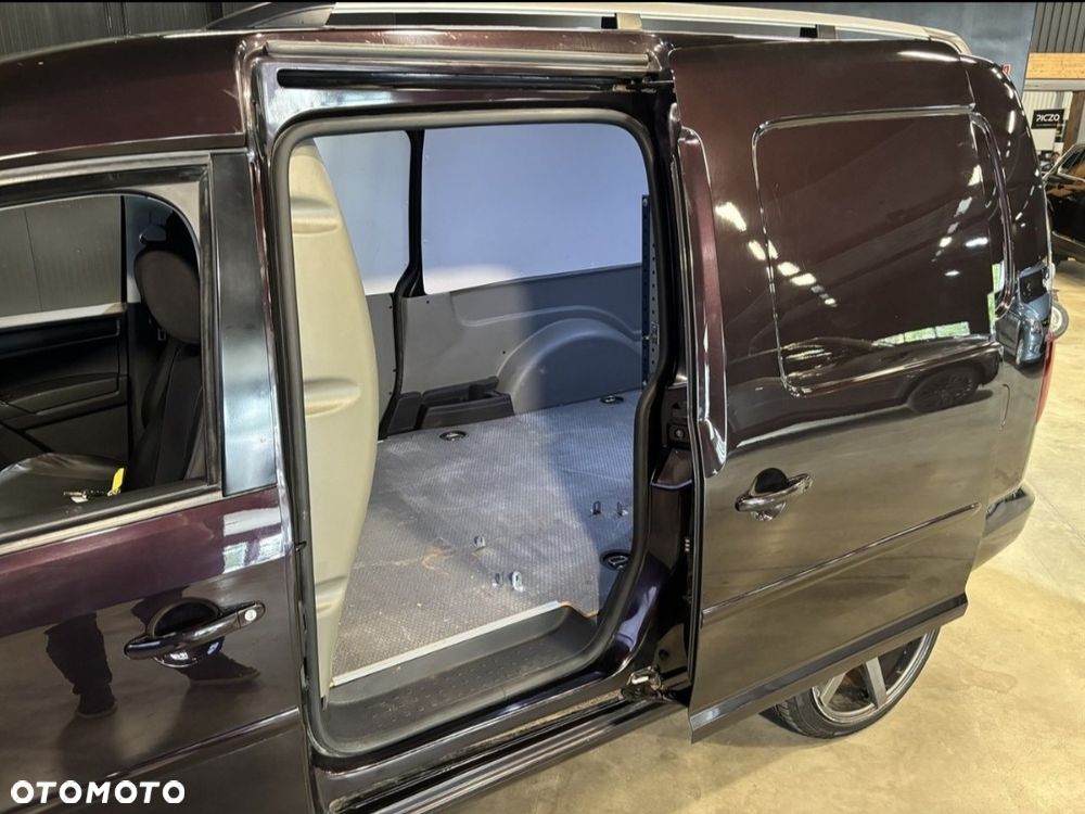 Volkswagen Caddy - 4