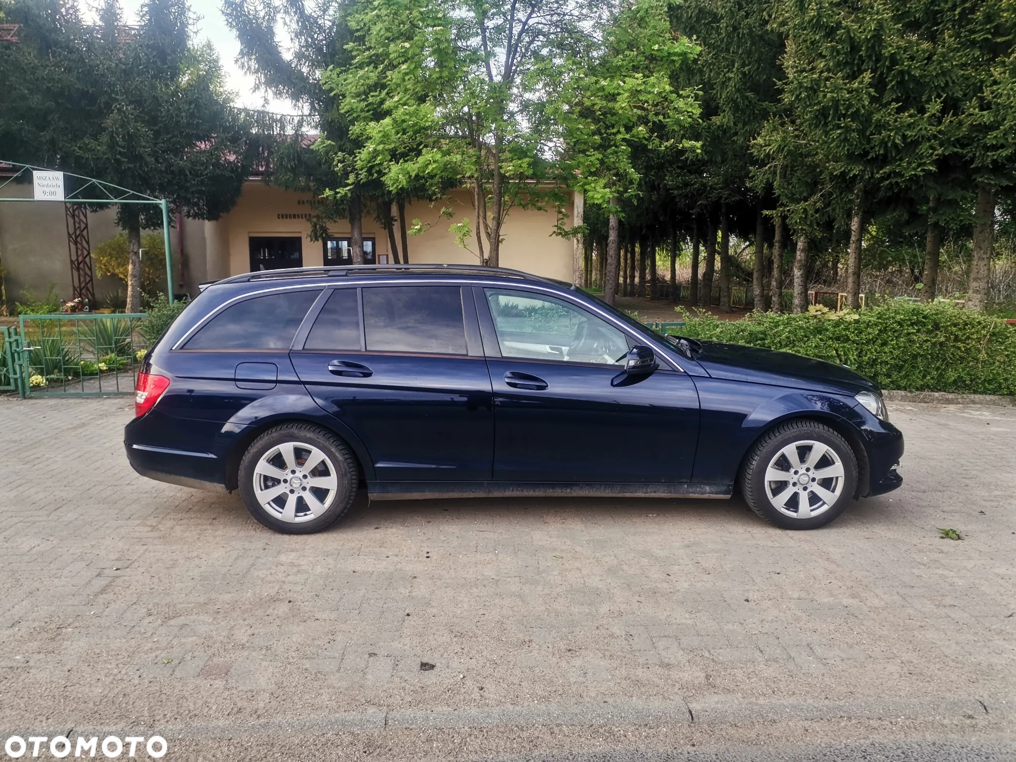 Mercedes-Benz Klasa C 220 CDI BlueEff Avantgarde - 17