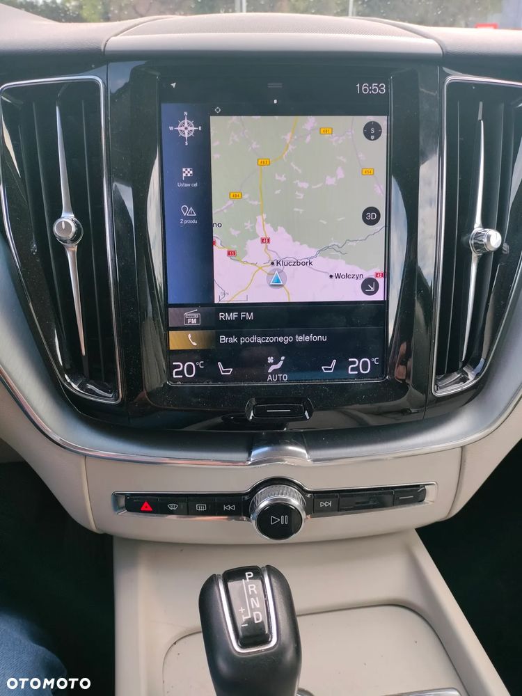 Volvo XC 60 T5 AWD Momentum - 18