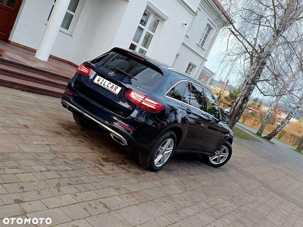 Mercedes-Benz GLC - 39