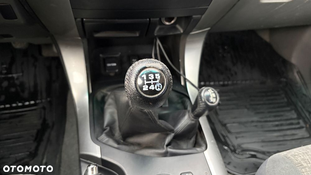 Toyota Land Cruiser 3.0 D Sol - 21
