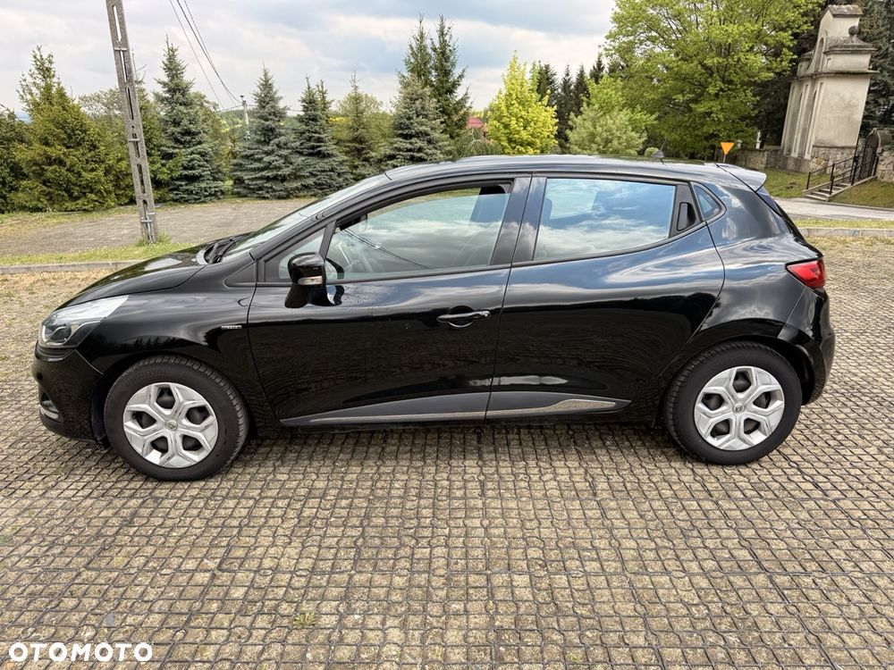 Renault Clio - 2