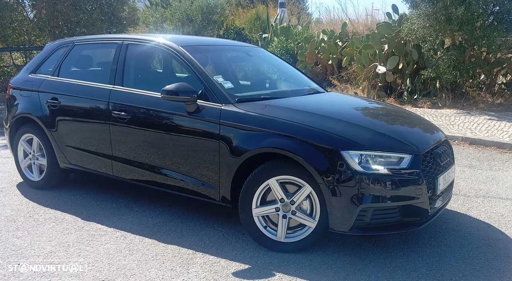 Audi A3 Sportback 30 TDI Design - 9