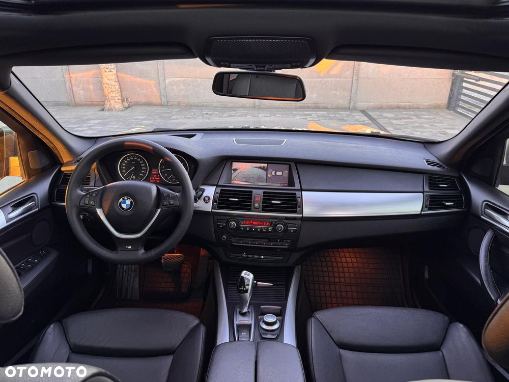 BMW X5 xDrive35d - 26