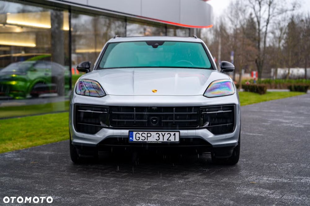 Porsche Cayenne - 6