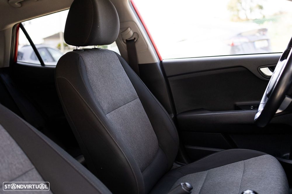 Kia Stonic 1.2 Dynamic - 26