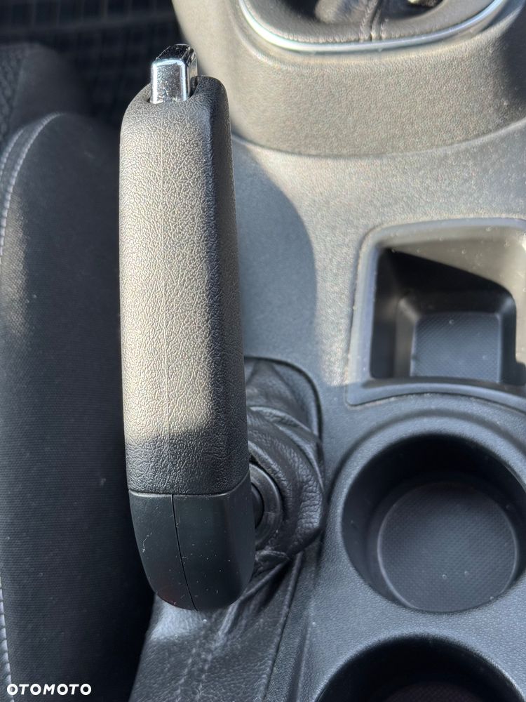 Citroën C4 1.6 BlueHDi Feel - 18