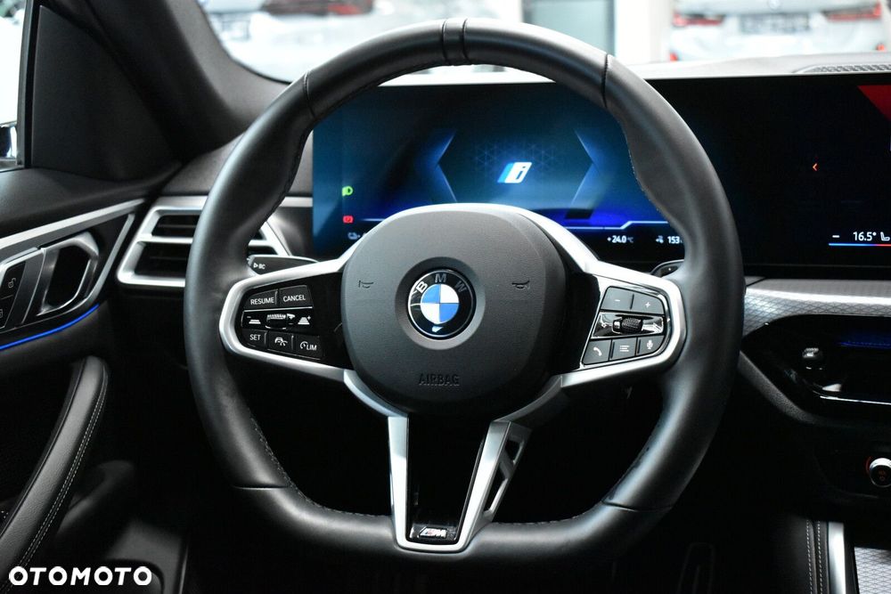 BMW i4 - 13