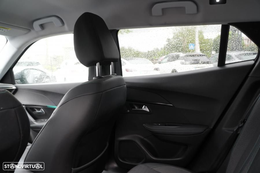 Peugeot 2008 1.2 PureTech Allure - 6