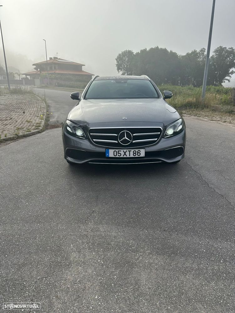Mercedes-Benz E 200 Avantgarde Auto - 1