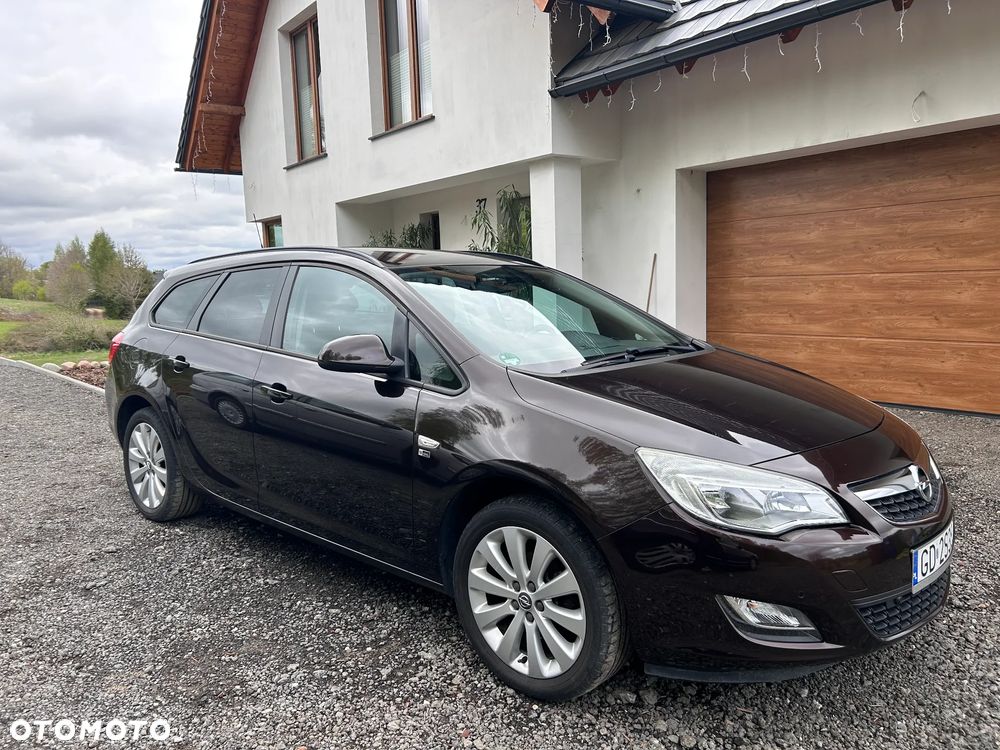 Opel Astra 1.4 Turbo Edition - 1