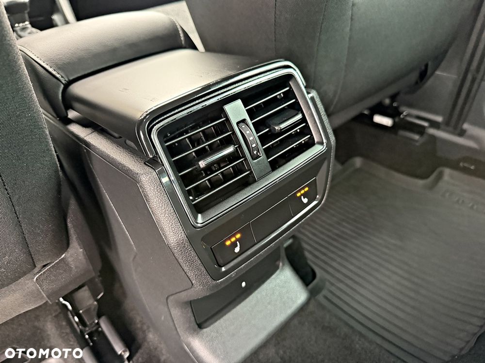 Skoda Karoq 1.5 TSI ACT Style DSG - 22