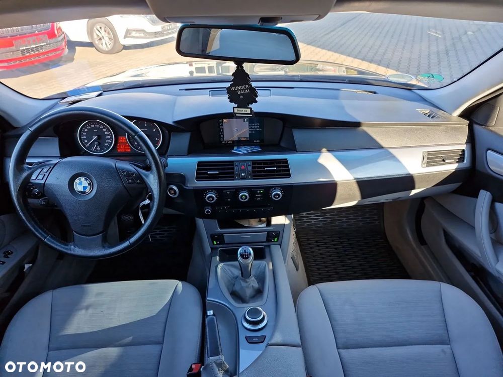 BMW Seria 5 520d Touring Edition Exclusive - 6