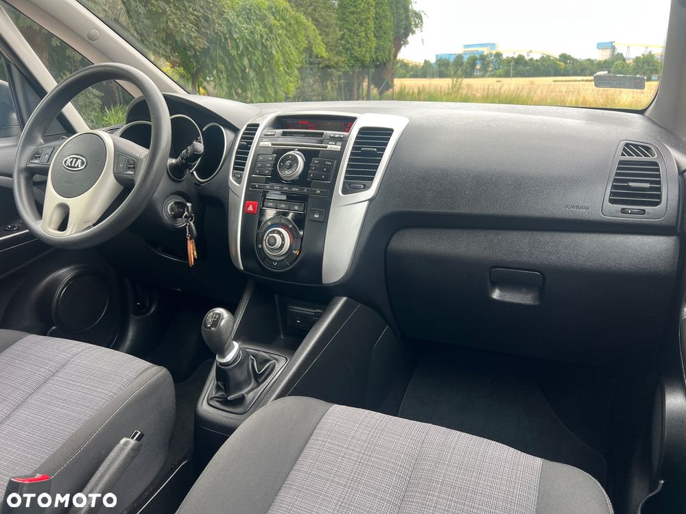 Kia Venga 1.4 CVVT Vision - 20