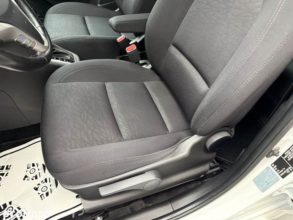 Hyundai ix20 - 19