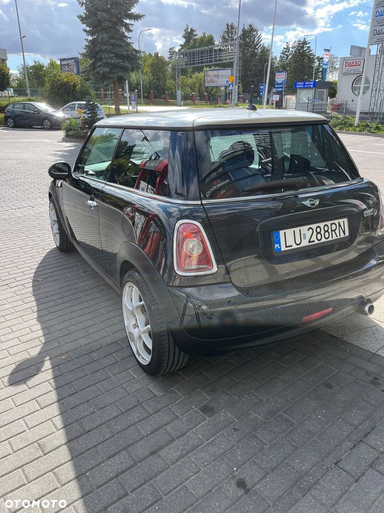 MINI ONE D - 4