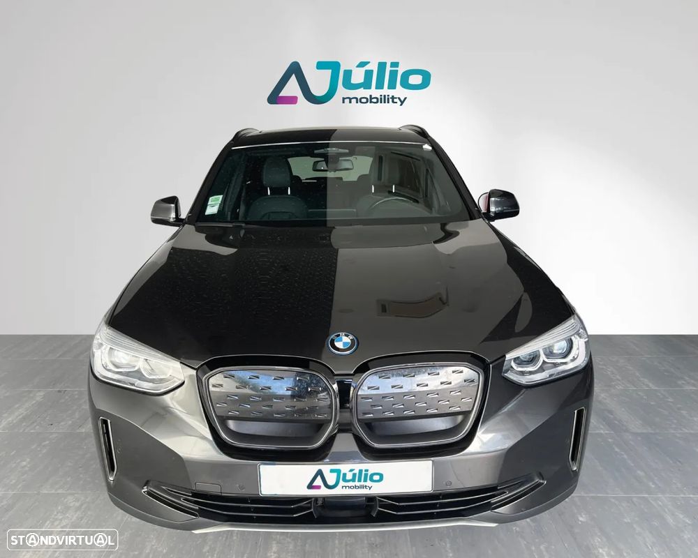 BMW iX3 - 3