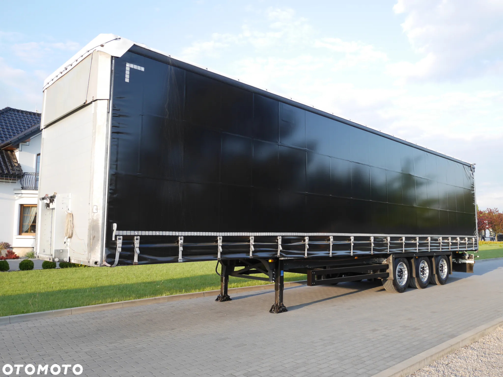 Schmitz Cargobull VARIOS  Standard/Mega Dach podnoszony - 2