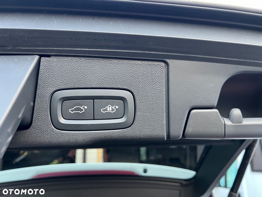Volvo XC 60 B5 B Geartronic Momentum Pro - 20