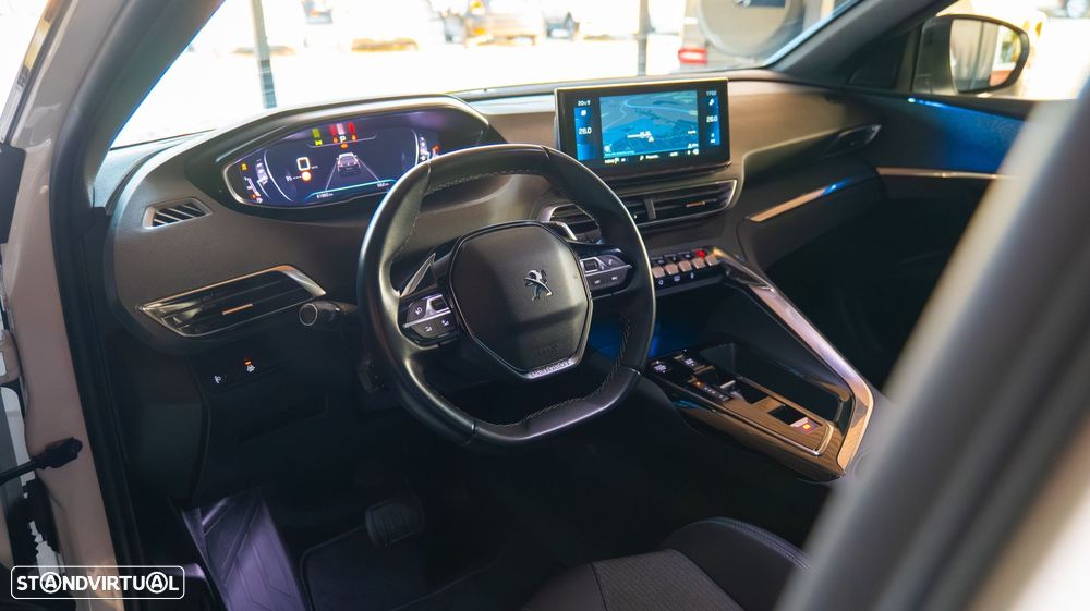 Peugeot 5008 1.2 PureTech Allure Pack EAT8 - 9