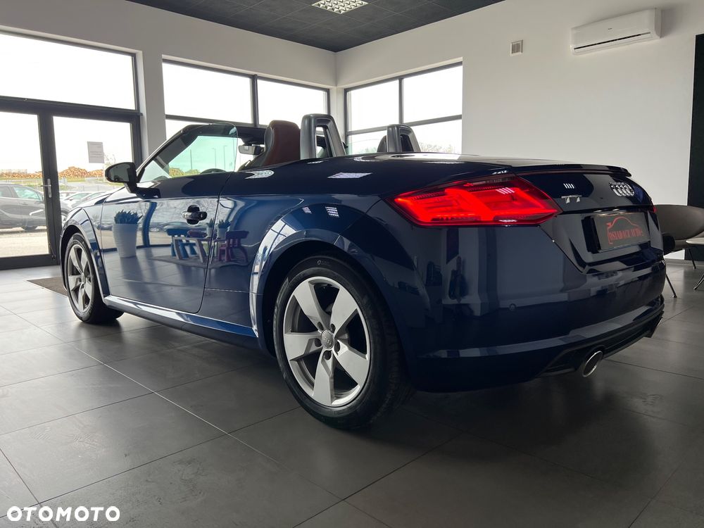 Audi TT Roadster - 3
