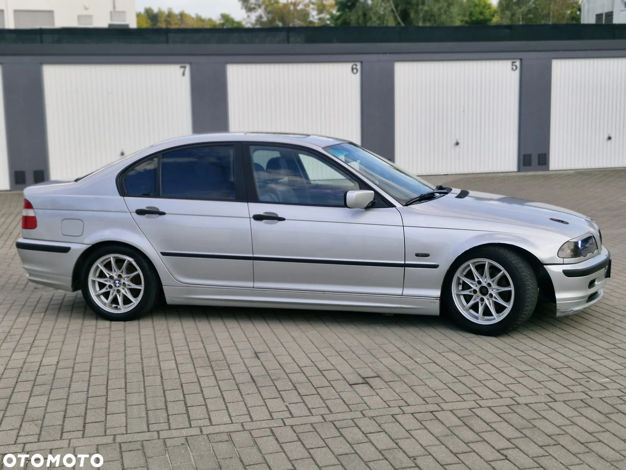 BMW Seria 3 316i - 17
