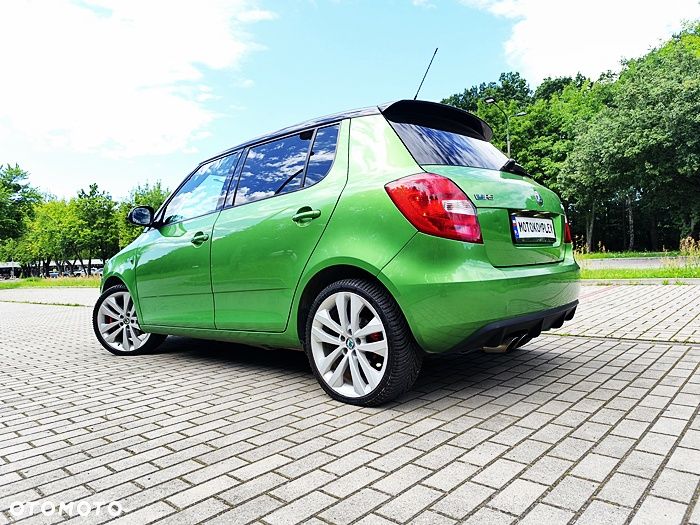 Skoda Fabia 1.4 TSI DSG RS - 7