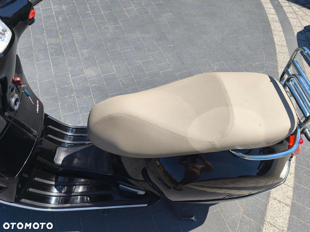 Vespa Grantourismo - 2