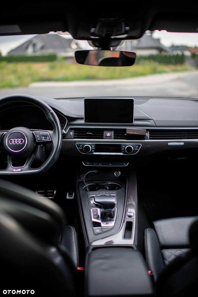 Audi S4 Limousine - 10