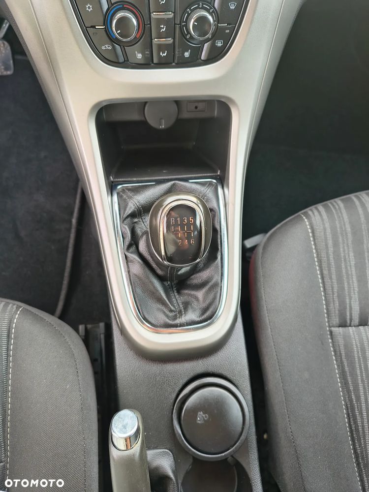 Opel Astra 1.4 Turbo - 24