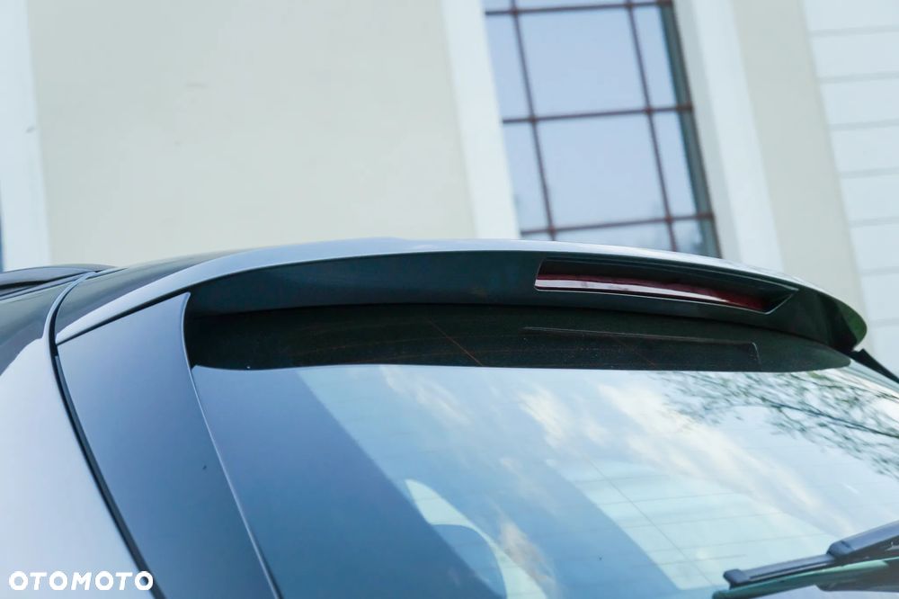 Mercedes-Benz Klasa C 300 T 9G-TRONIC AMG Line - 27