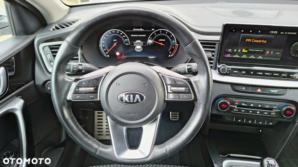 Kia Ceed - 14