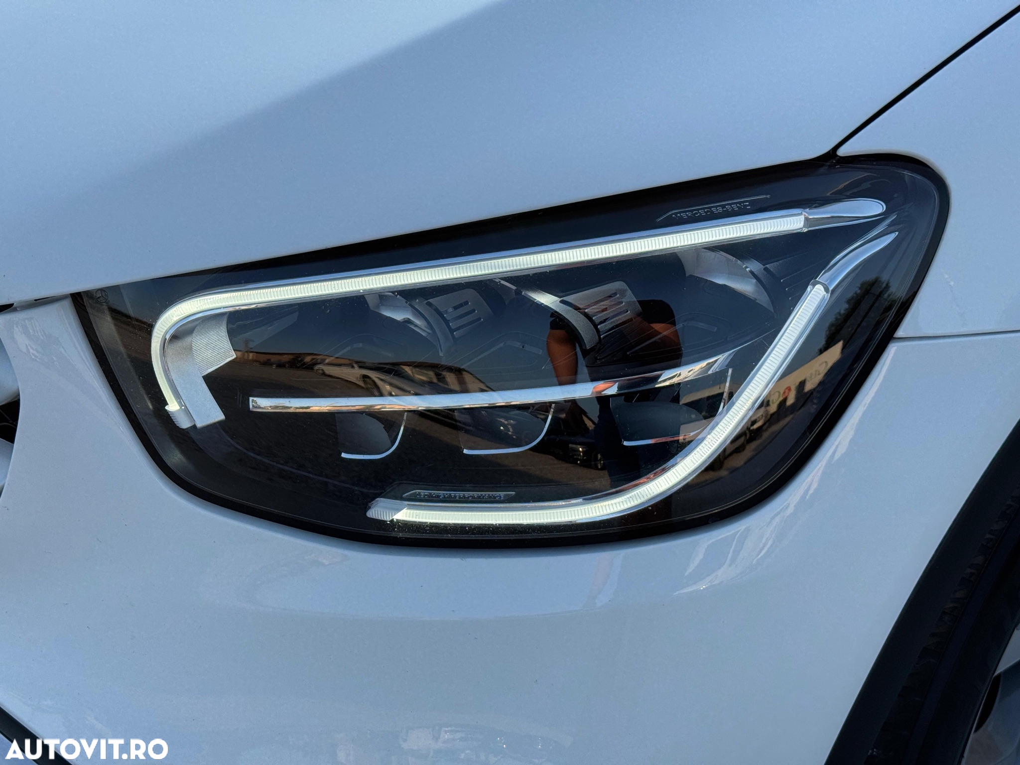 Mercedes-Benz GLC 200 d 4Matic 9G-TRONIC - 34
