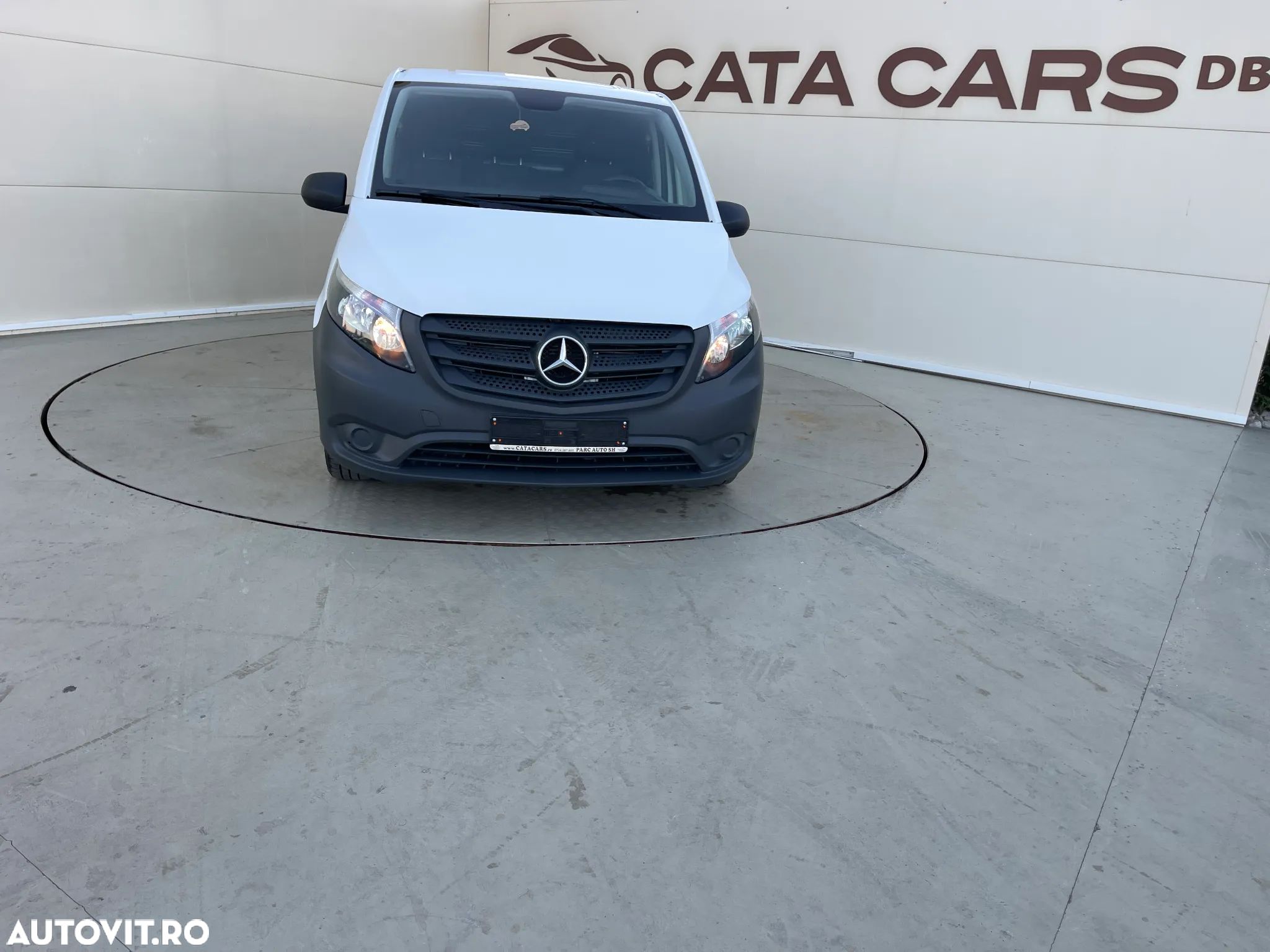 Mercedes-Benz Vito 111CDI LUNG USI SPATE - 1
