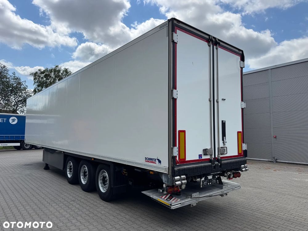 Schmitz Cargobull Chłodnia,Doppelstock, Carrier Vector 1550, Winda ZEPRO - 1